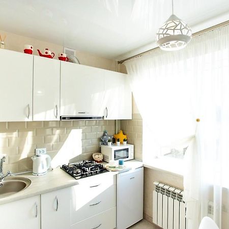 Студия Luxury В Центре Mykolajiv Exteriör bild