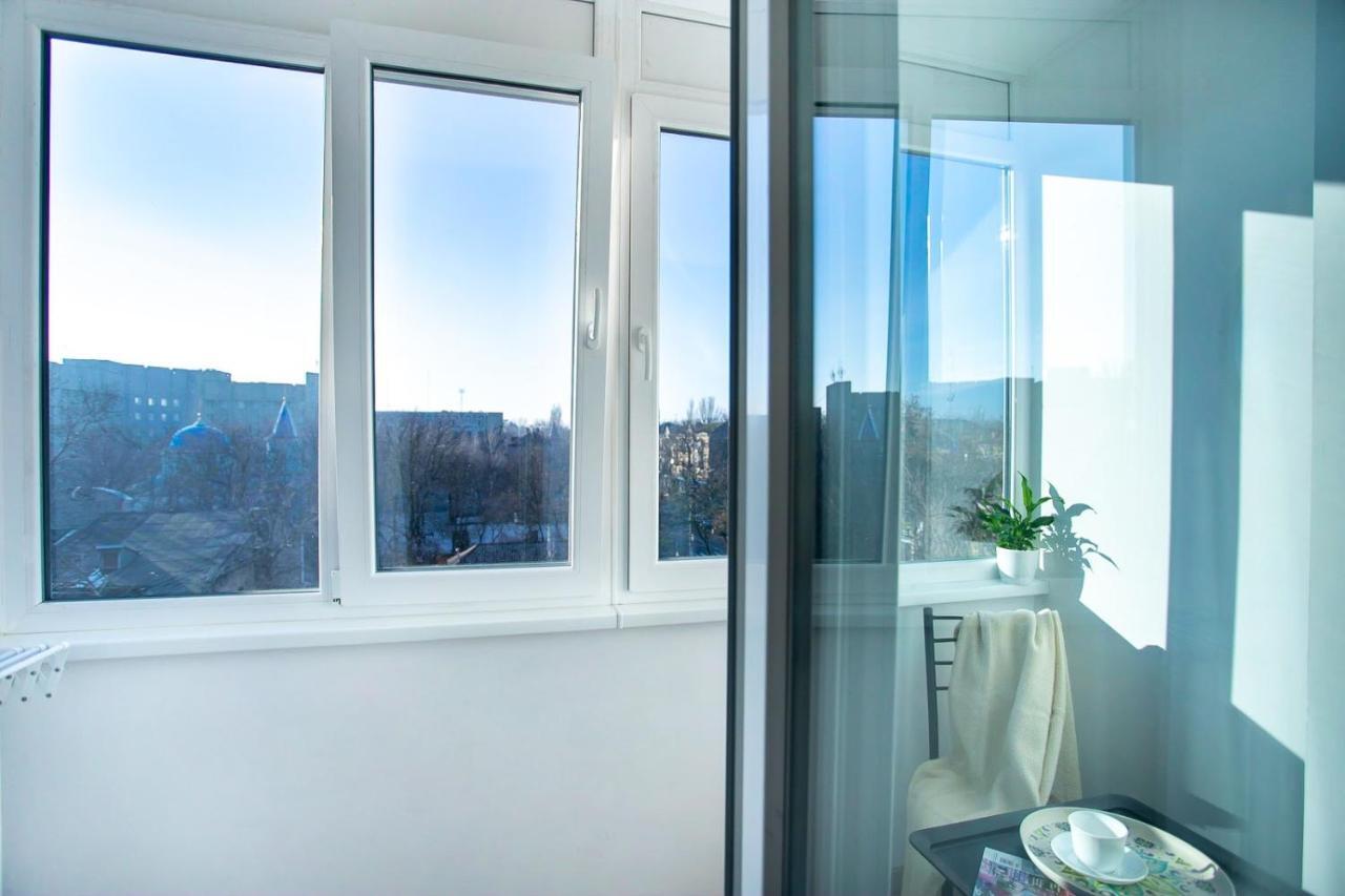 Студия Luxury В Центре Mykolajiv Exteriör bild